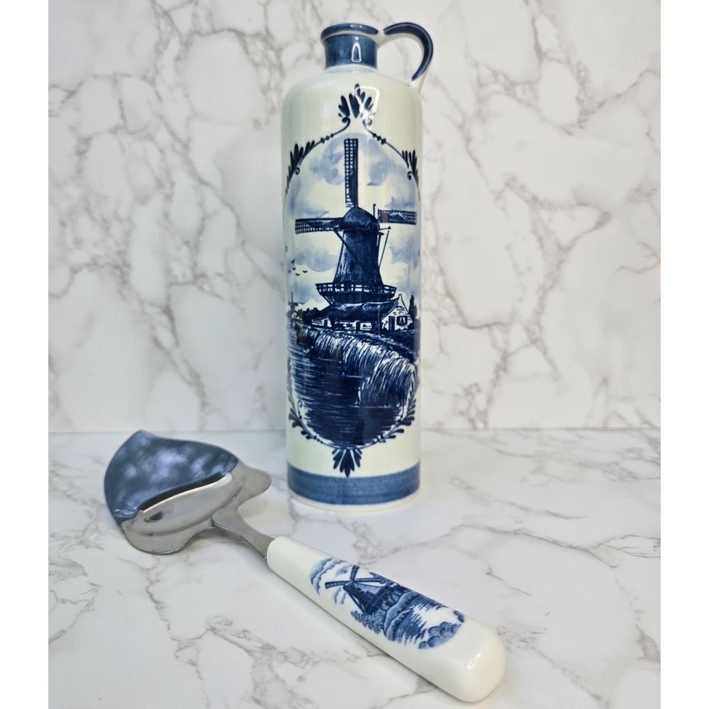 Vintage Bols Delft Blue Handpainted Decanter & Cheese Plane Set Windmill Holland - Picture 2 of 14